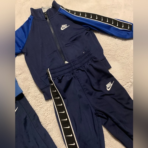 Blue navy tricot nike suit - Picture 3 of 3